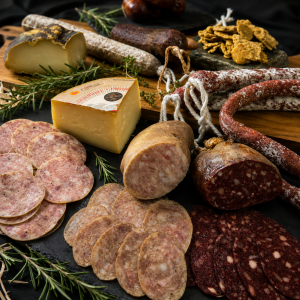 Más Allá del Fuet - Degustación Sorpresa de Embutido Catalán